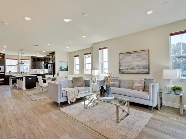 470 Phantom Falls Cmn, Fremont, CA 94539