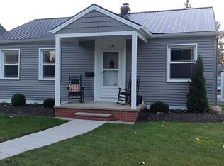 1043 S Main St, Grafton, OH 44044
