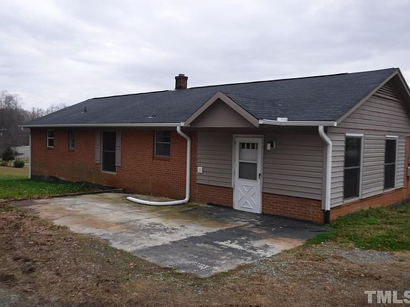 3rd image of 705 E Brown St