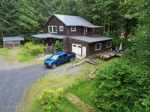 7 Klawock St, Klawock, AK 99925