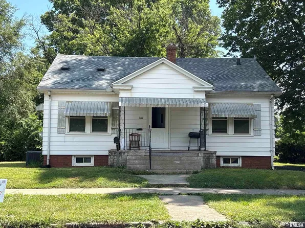 2112 N Central Ave, Peoria, IL 61603
