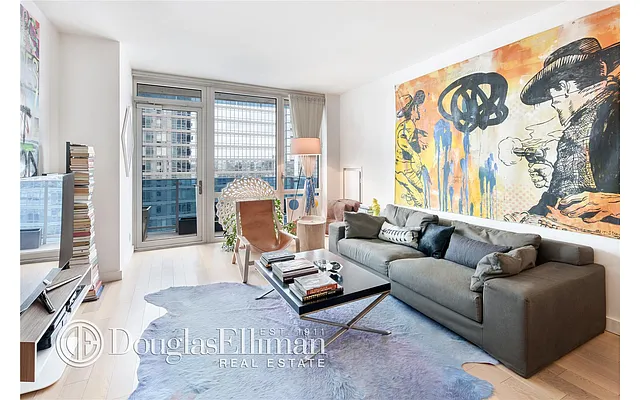 Rented by Douglas Elliman | media 29