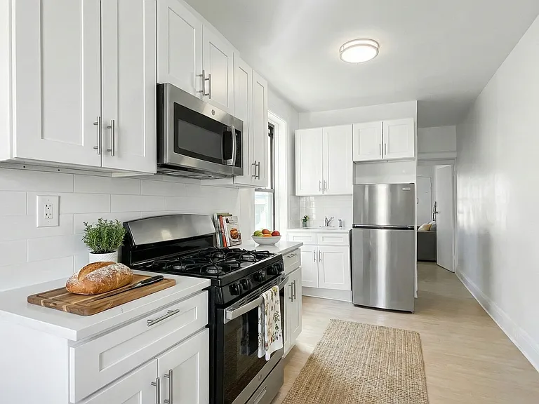 169 E 105th St #10 — Photo 1