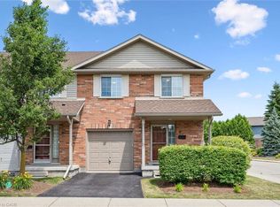 15 Gregg Ct #6, Kitchener, ON N2A4H7