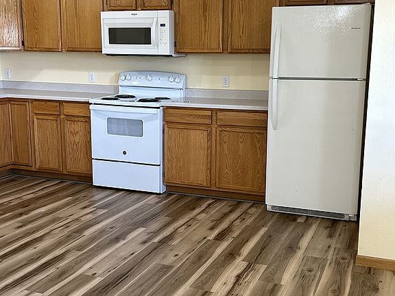 3rd image of 1225 W Kagy Blvd APT 7