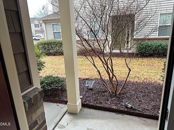 4th image of 449 Manchester Park Ln