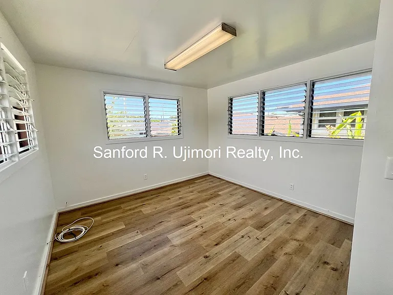 20 Cypress Ave — Photo 9