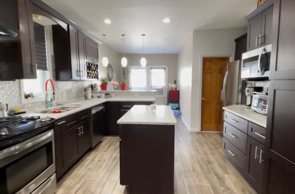 1st image of 62-86 60th Dr Floor 1