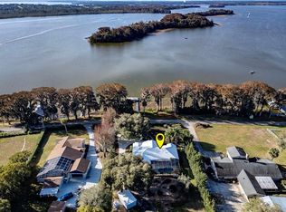 11605 Lane Park Rd, Tavares, FL 32778