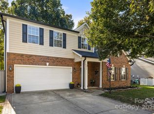 2032 Galty Ln, Charlotte, NC 28270