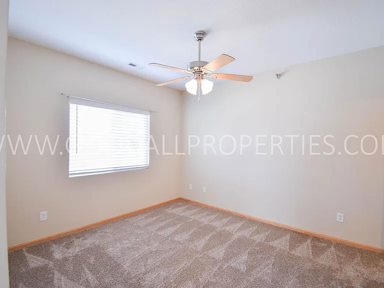 10320 Norfolk Dr #4 — Photo 10