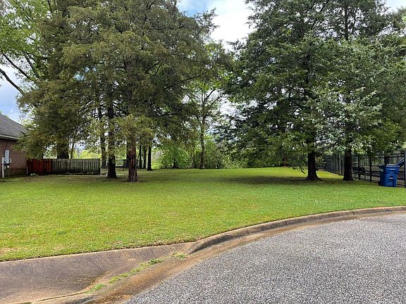 2nd image of LOT River Park Ct