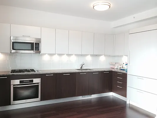 Rented by City Sense Realty | media 18