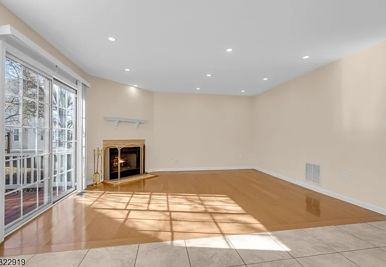 71 Nostrand Rd — Photo 16