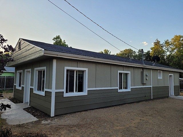 1st image of 2502 Hillcrest Ln #2502