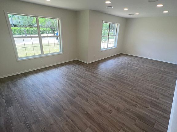 5th image of 2605 Cuba Blvd