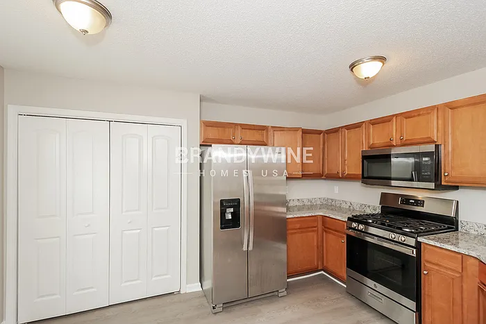 63 Blue Springs Way — Photo 8