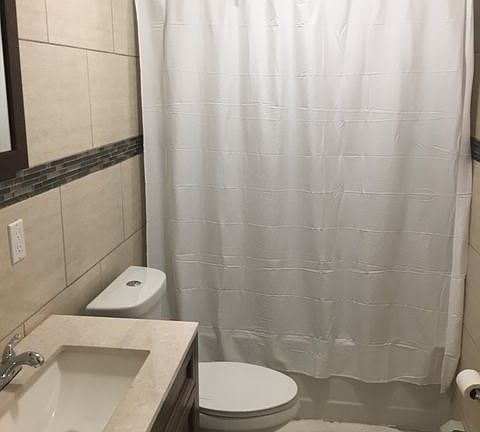 5th image of 1121 Putnam Ave APT 1