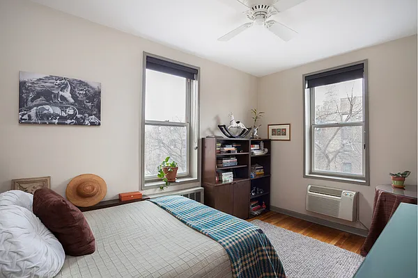 Sold by Stribling | media 22