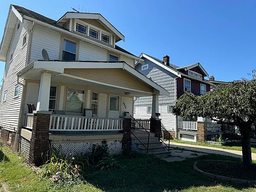 3426 W 132nd St Photo 1