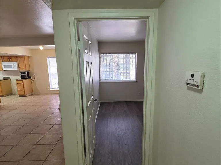 1440 Vegas Valley Dr #8 — Photo 31
