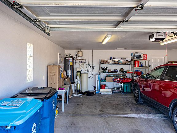 3rd image of 3337 Lark Ln