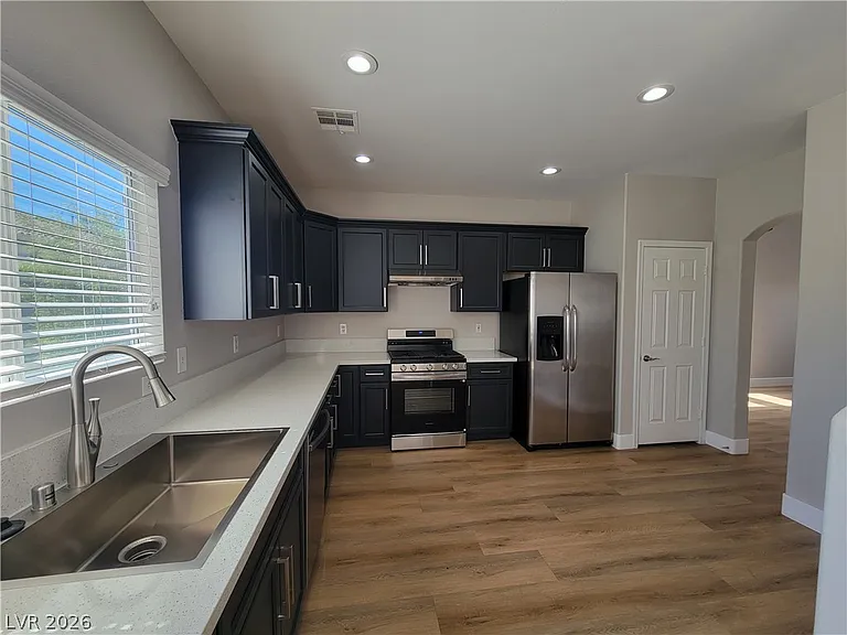 1476 Morning Crescent St — Photo 6