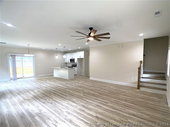 3rd image of 2421 Colgate Dr