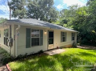 5628 Juniper St, Milton, FL 32570