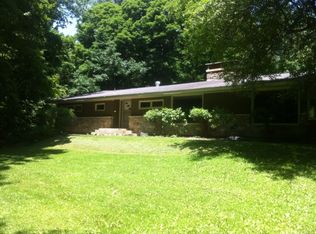 79 Sherwood Dr, Mendon, VT 05701