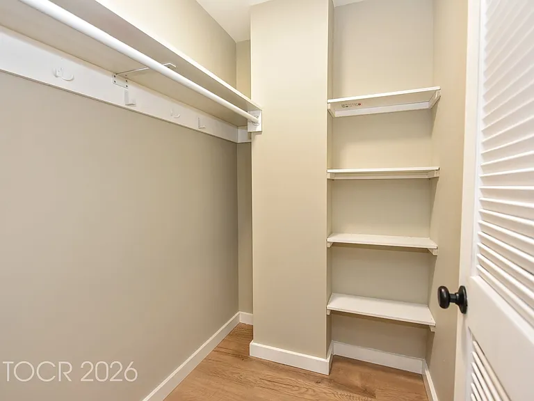 127 Pine St — Photo 18