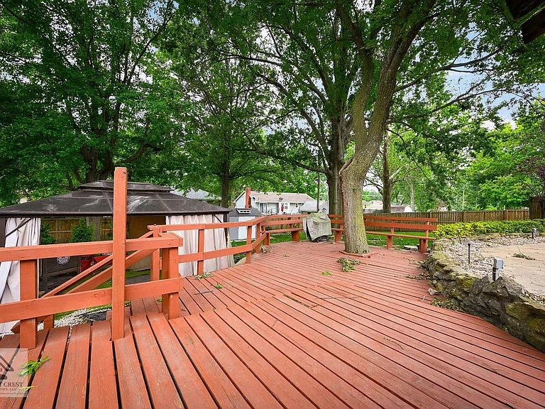 205 SW Craigmont Dr — Photo 18