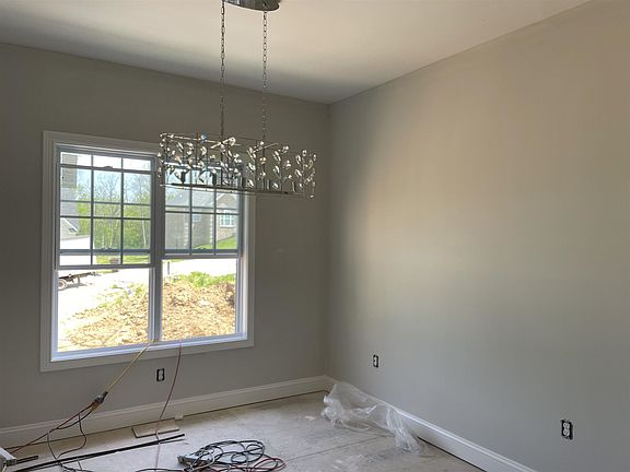 4th image of 209 Tahoe Way