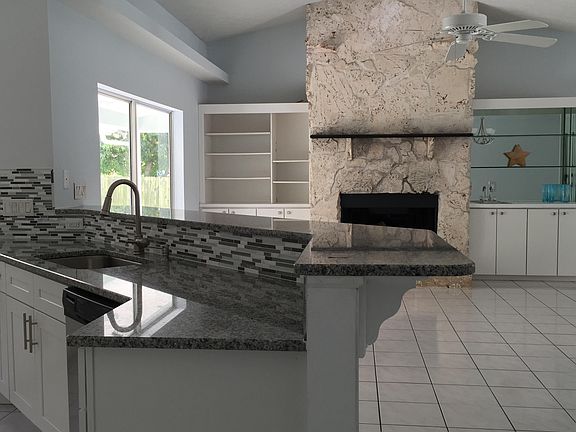 4th image of 6106 Spruce Drive