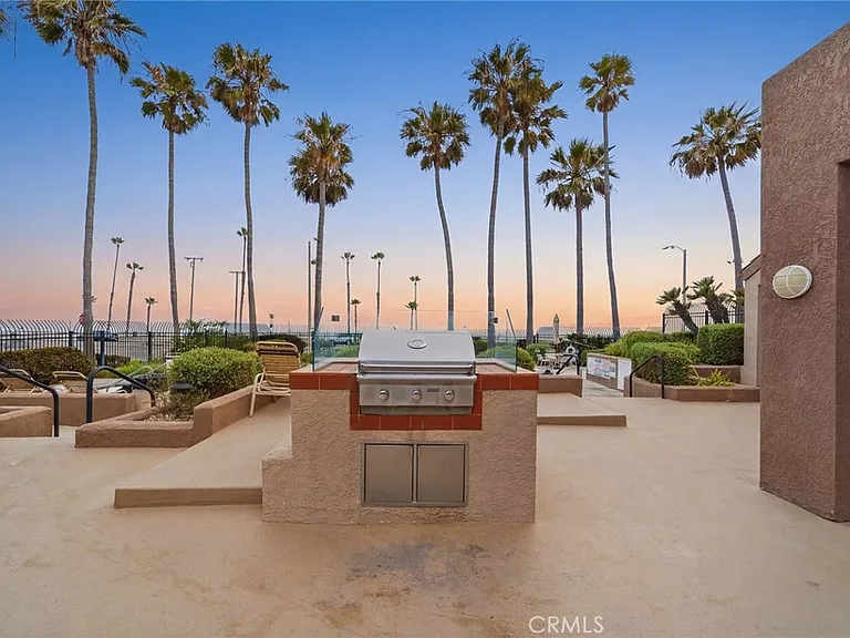 1200 Pacific Coast Hwy #327 — Photo 27