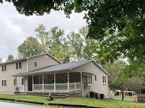 2439 Taylor Hill Rd, Minford, OH 45653
