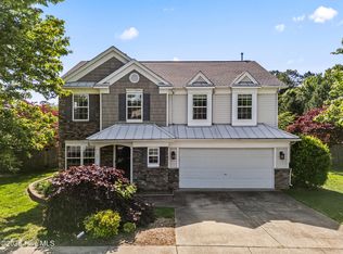 301 Ashburn Ln, Durham, NC 27703