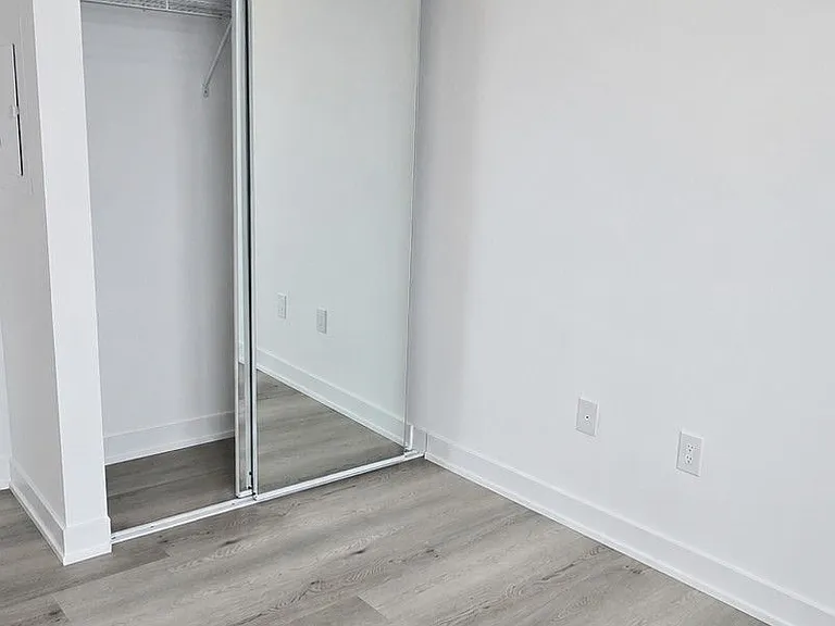 2075 Lakeshore Rd #2209 — Photo 10