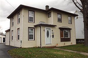 1st image of 1215 Hall St