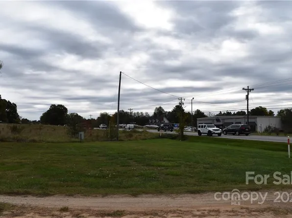 768 River Hwy, Mooresville, NC 28117