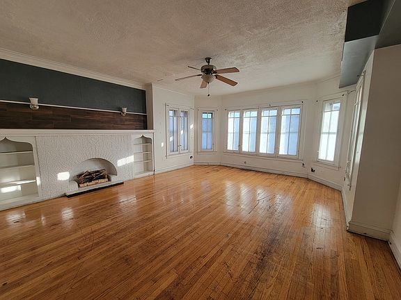 2nd image of 8010 S Marshfield Ave