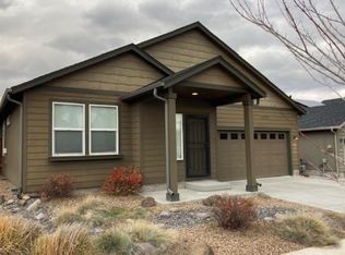 608 SE Glengarry Pl, Bend, OR 97702