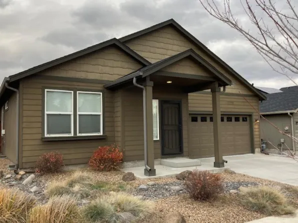 608 SE Glengarry Pl, Bend, OR 97702