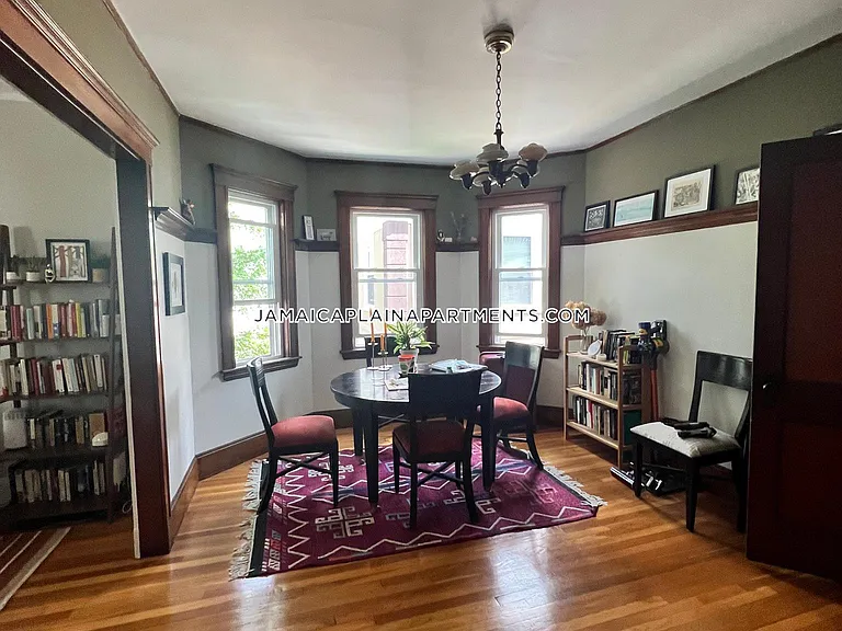 75 Glen Rd #2 — Photo 4