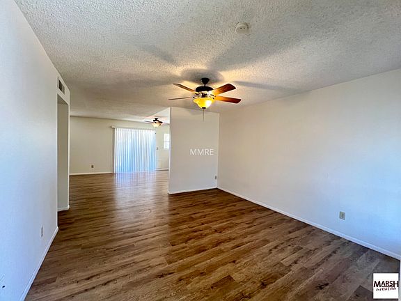 3rd image of 2043 E Jerome Ave
