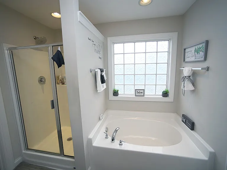 709 Lone Pine Loop — Photo 14