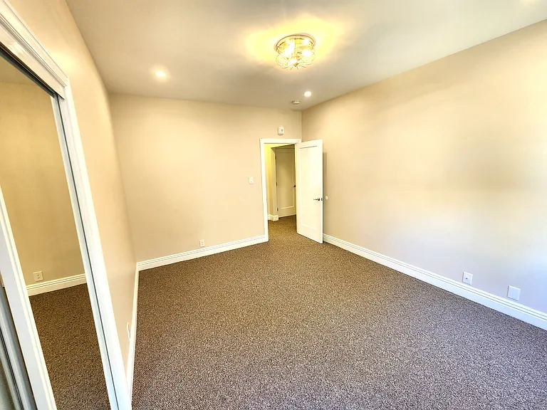 1350 Turk St #522 — Photo 16