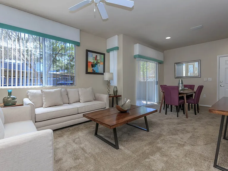 1d1 752 SQFT 1 Bed 1 Bath