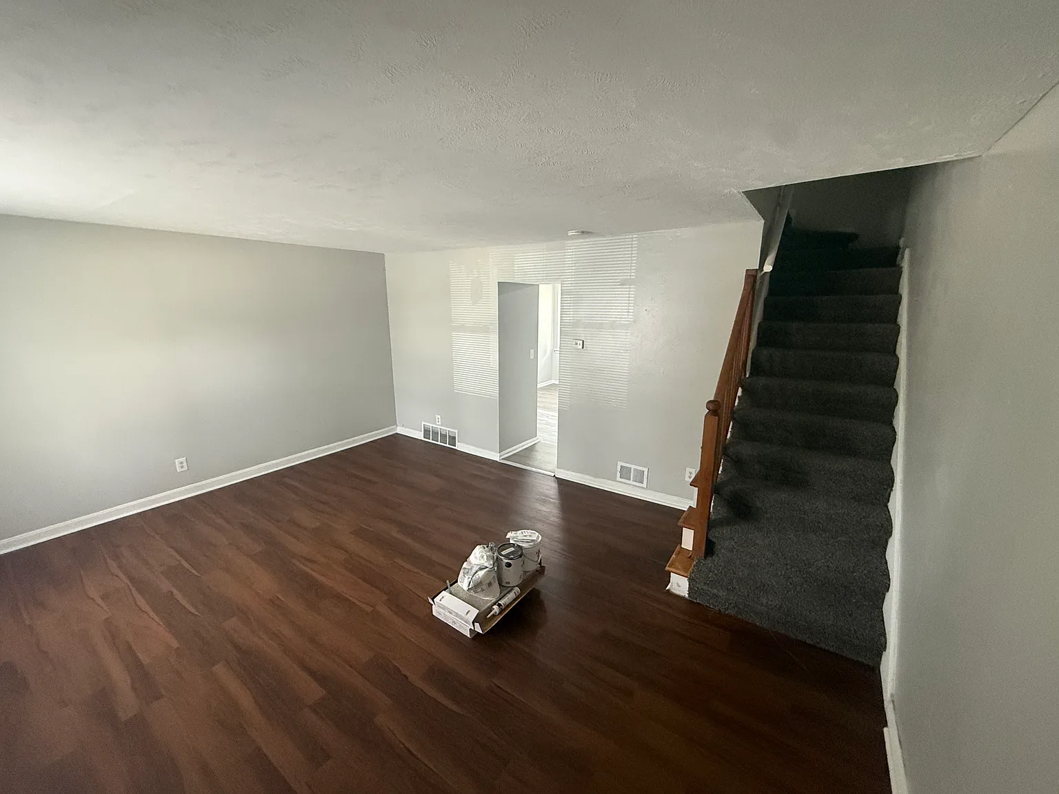 3413 Chauncey Ave — Photo 1