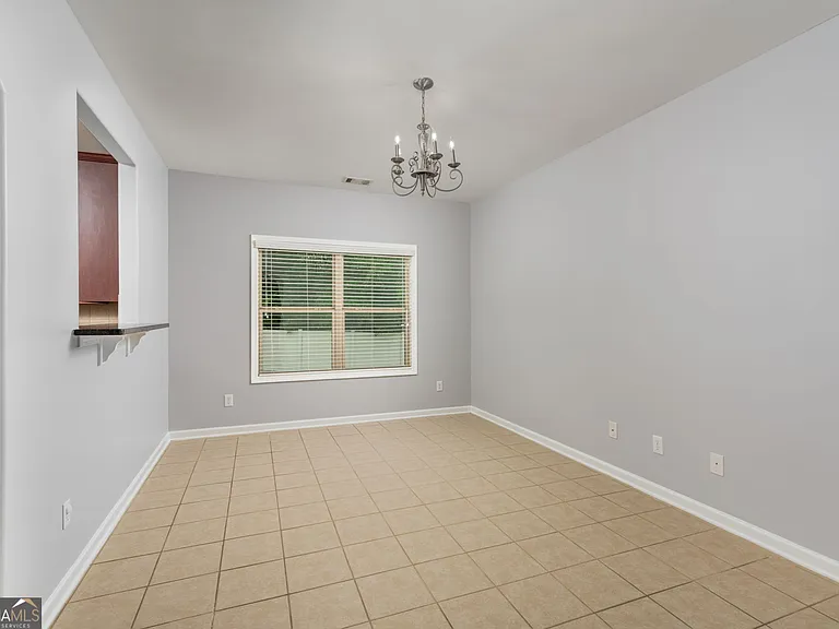 168 Summer Grove Ln — Photo 9